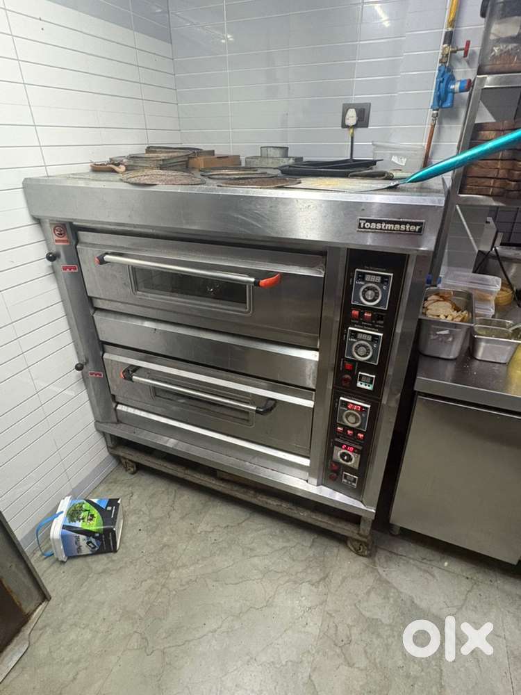 Commercial Kitchen Oven (Gas)