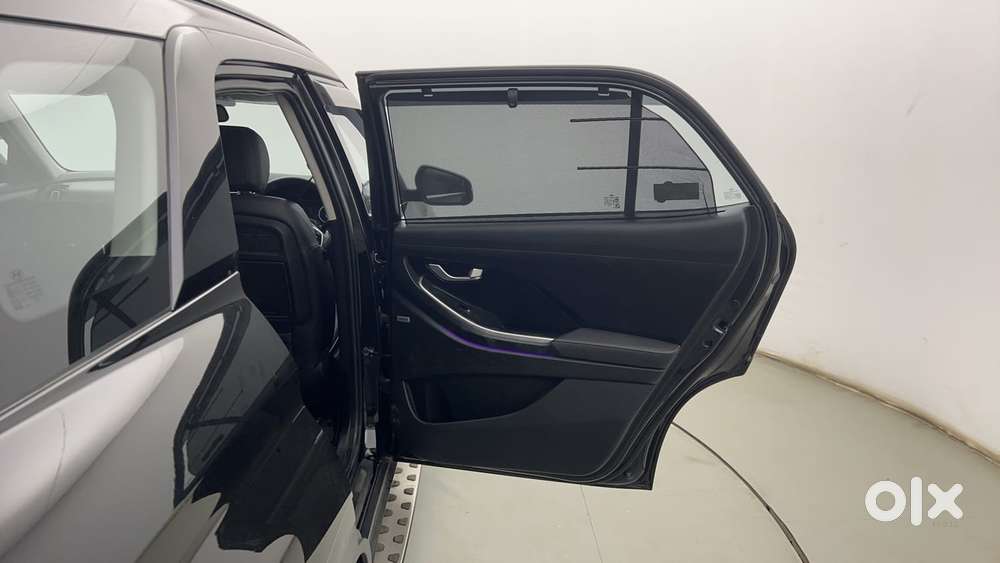 Hyundai Alcazar 1.5 Tdct Signature (o) 7s Petrol, 2023, Petrol