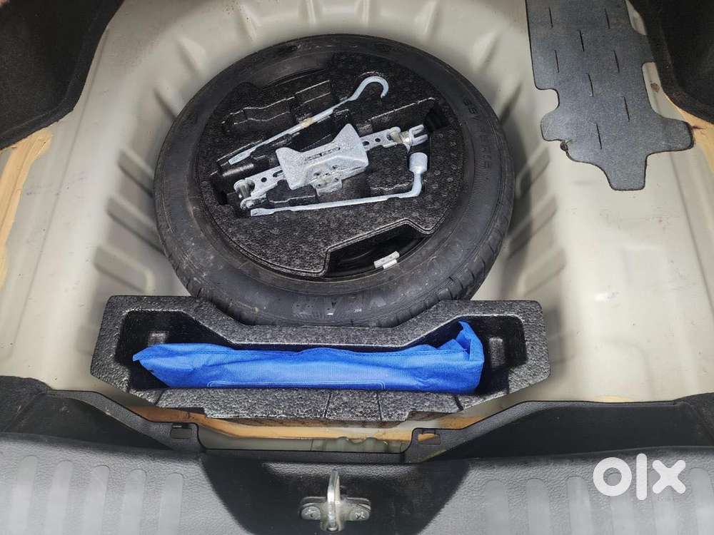 Maruti Suzuki Ciaz Smart Hybrid Alpha , 2022, Petrol