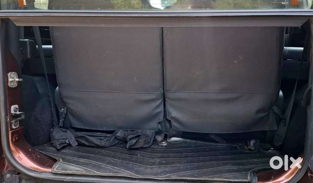 Mahindra Thar Lx Hard Top Petrol Mt 4wd, 2022, Petrol