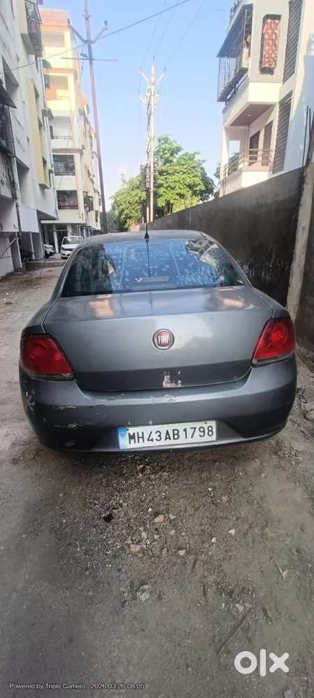 Fiat Linea Emotion 2010 Model