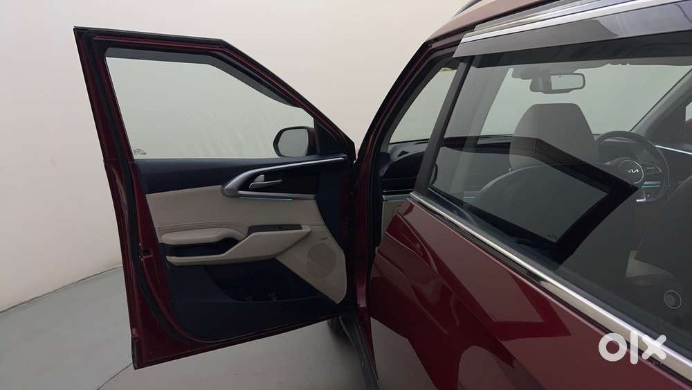 Kia Carens 1.5 Luxury Plus Diesel 6 Str, 2022, Diesel