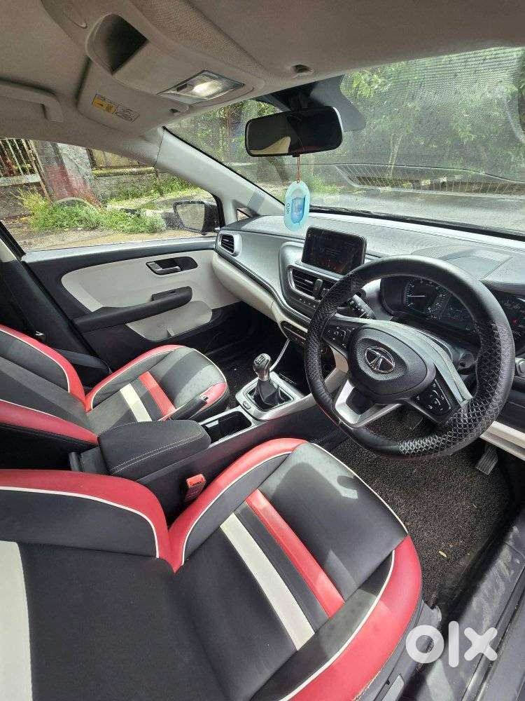 Tata Altroz Xz, 2022, Petrol