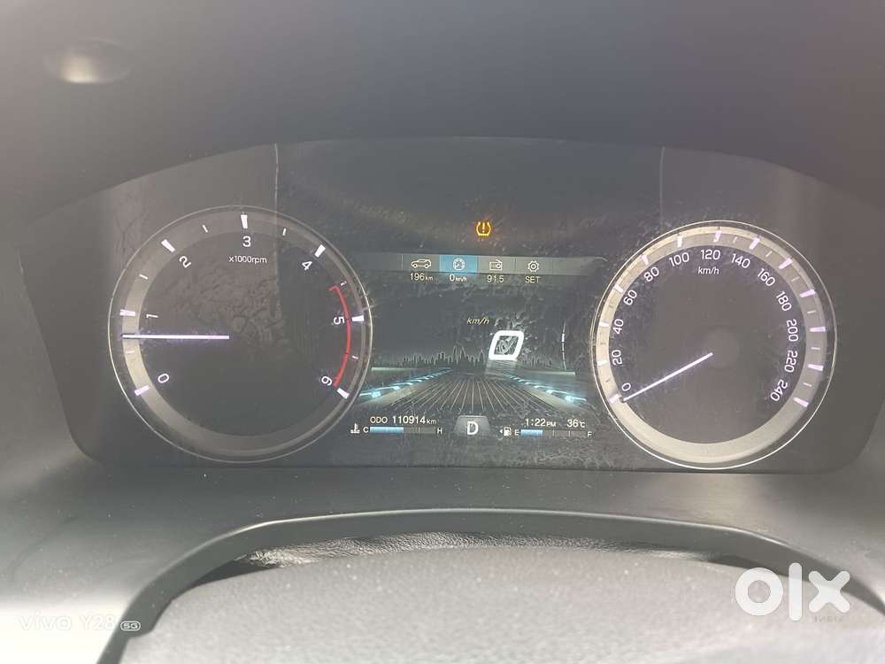 Mahindra Alturas G4 4wd At, 2019, Diesel