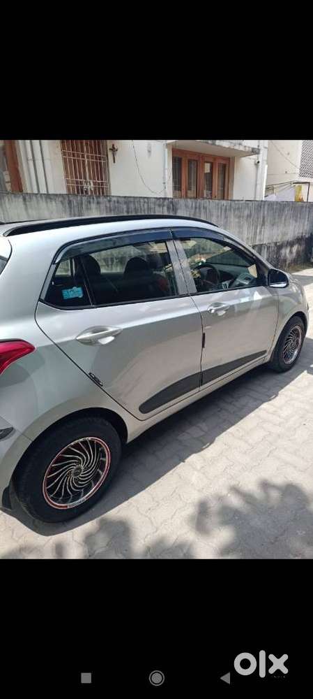 Hyundai Grand I10 1.2 Crdi Sportz, 2015, Diesel
