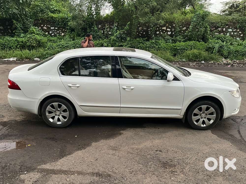 Skoda Superb 2012 Petrol Well Maintained