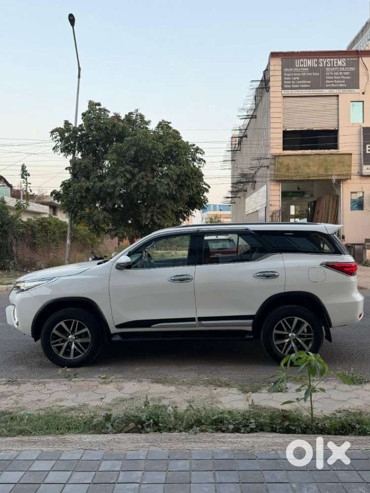 Toyota Fortuner 2011-2016 4x4 At, 2017, Diesel