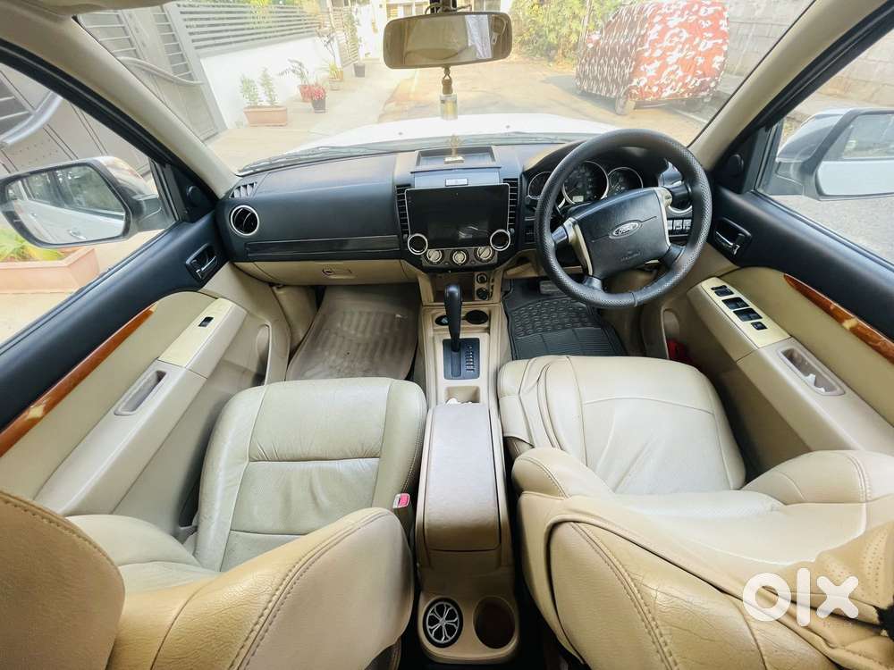 Ford Endeavour 2.2 Titanium At 4x2, 2011, Diesel