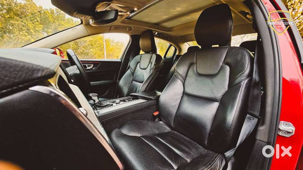 Volvo S60 T4 Inscription, 2022, Petrol