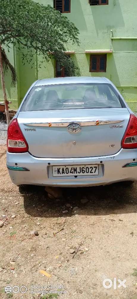 Toyota Etios 2011 Petrol 270000 Km Driven