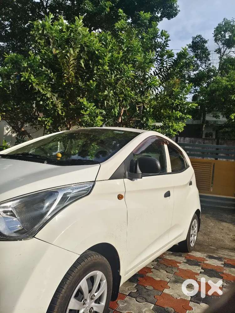 Hyundai Eon Magna 2013 Petrol