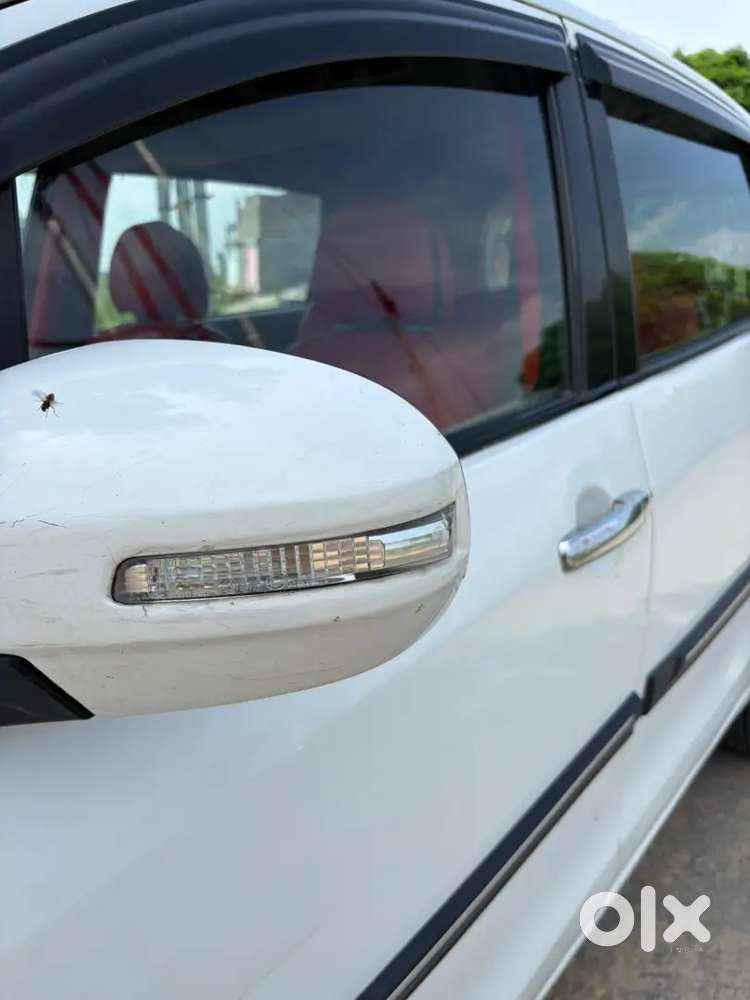 Maruti Suzuki Ertiga 2017