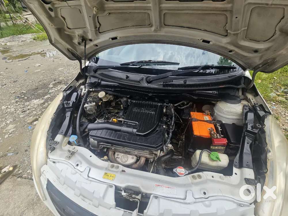 Maruti Suzuki Dzire 1.2 Zxi Petrol 2012