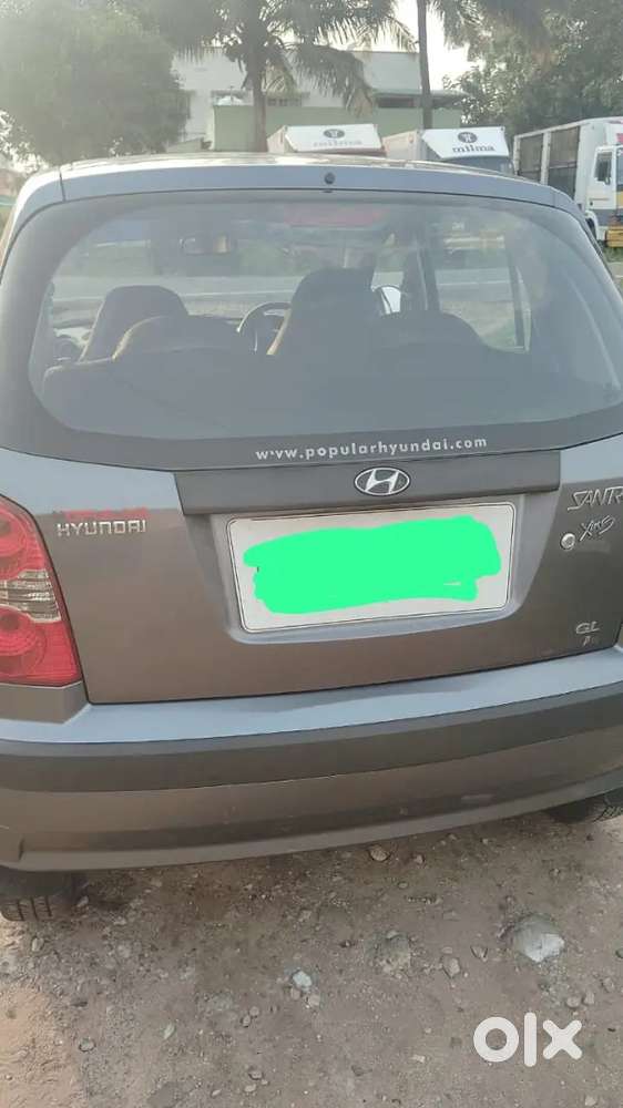 Hyundai Staria 2012
