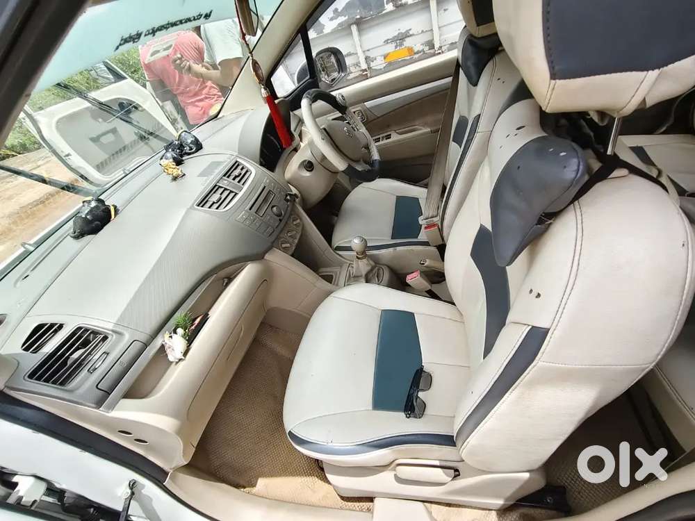 Maruti Suzuki Ertiga Vdi 2012