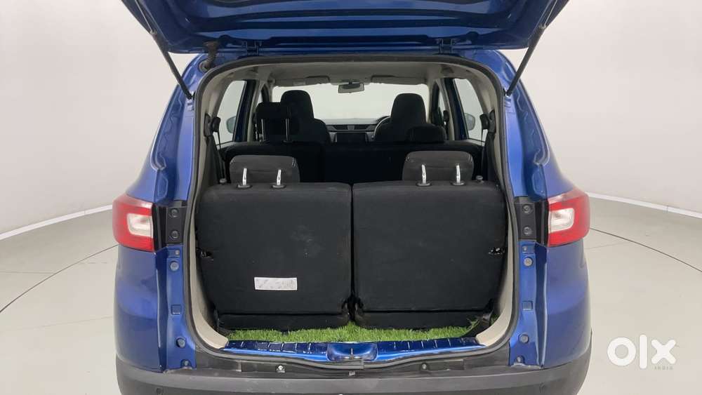 Renault Triber Rxt, 2022, Petrol