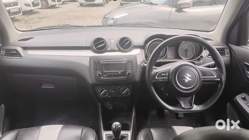 Maruti Suzuki Swift Vxi, 2020, Petrol