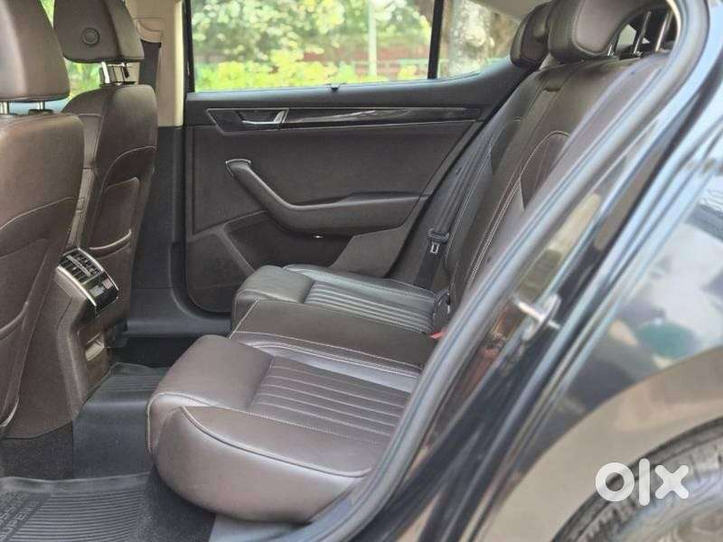 Skoda Superb 2.0 Tsi At L&k, 2020, Petrol