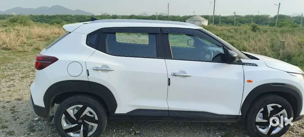 Nissan Magnite 1.0 Xe 2026 Car