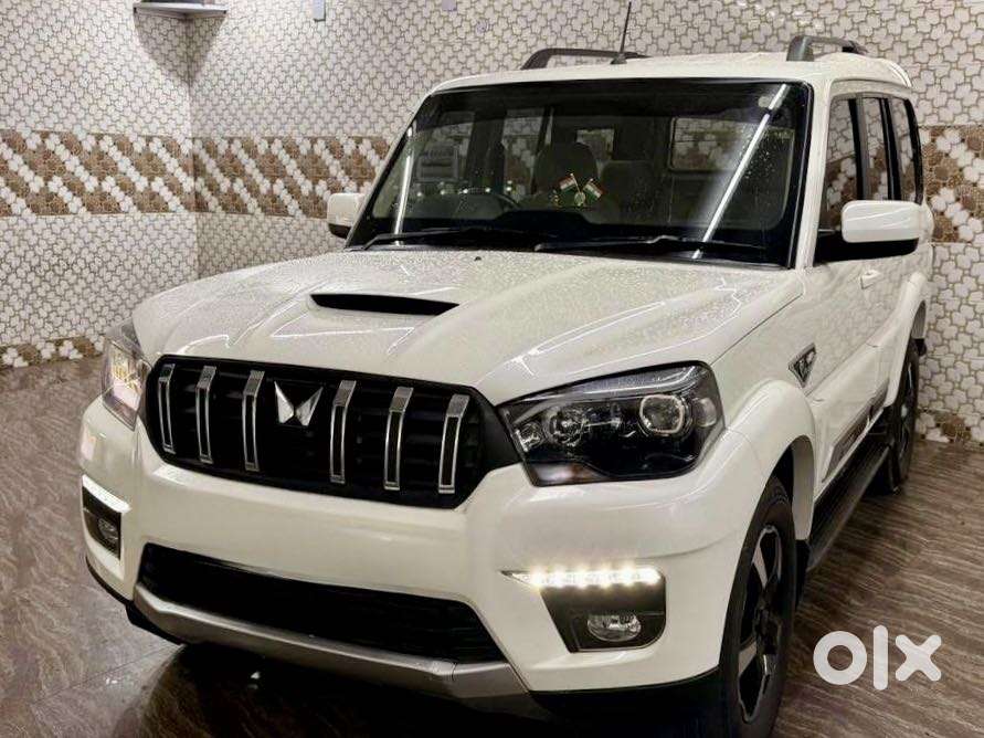 Mahindra Scorpio Classic 2.2 S 11 Mt 7 Str, 2024, Diesel