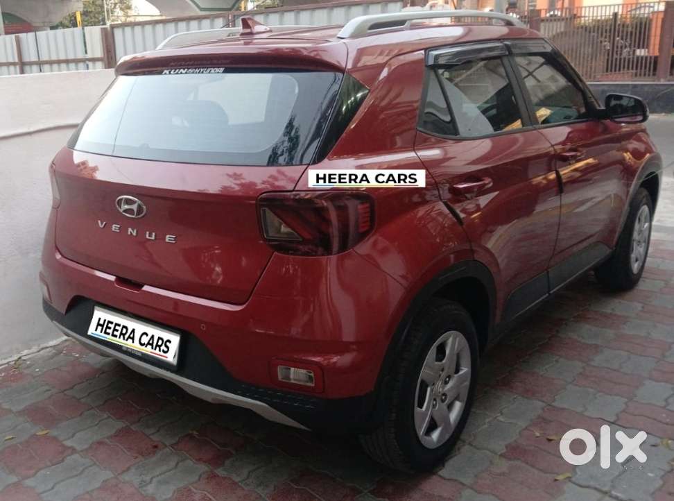 Hyundai Venue S Plus Mt 1.2 Kappa, 2022, Petrol