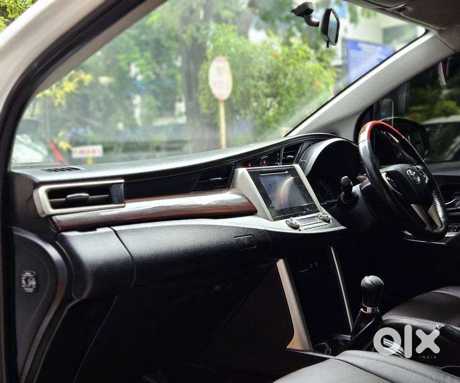 Toyota Innova Crysta 2.4 Vx Mt 8s, 2019, Diesel