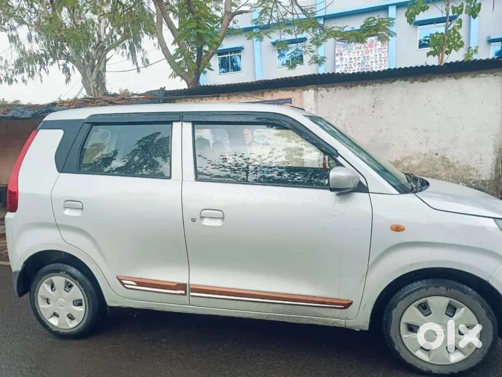 Maruti Suzuki Wagonr Vxi 1.0 Facelift (2019 Model)