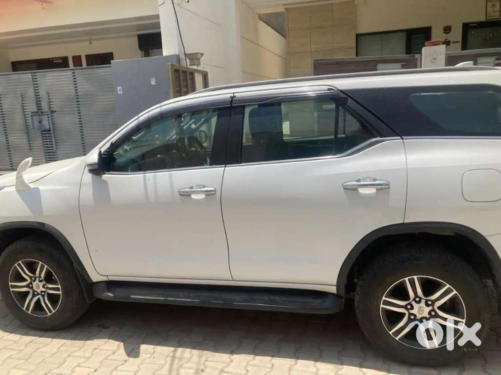 Toyota Fortuner 2023 Diesel Manual