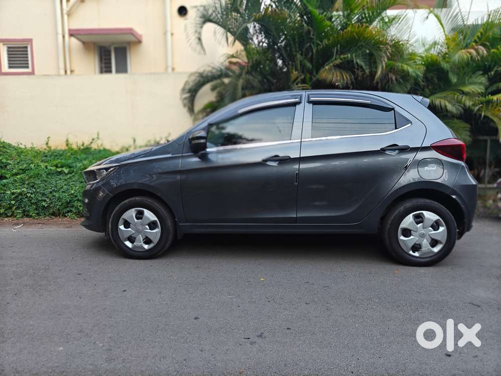 Tata Tiago 1.2 Revotron Xm Cng, 2024, Cng & Hybrids
