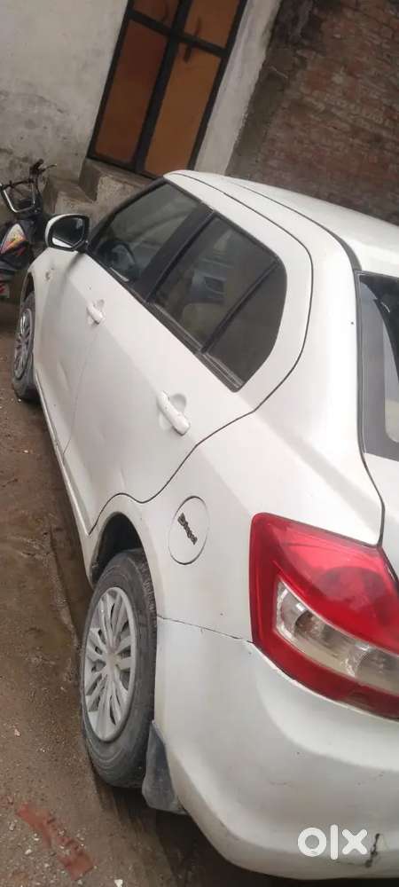 Maruti Suzuki Dzire 2015