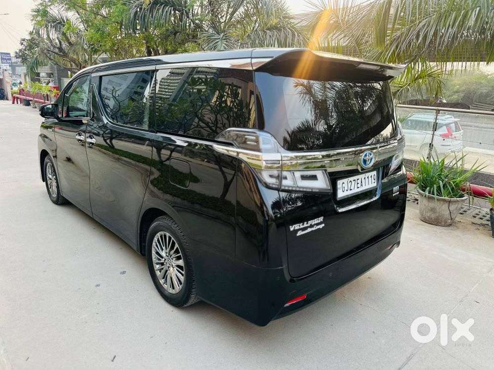Toyota Vellfire 2.5 Hybrid, 2021, Petrol