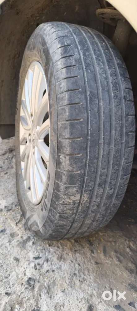 Maruti Suzuki Dzire 2022 Petrol 40321 Km Driven