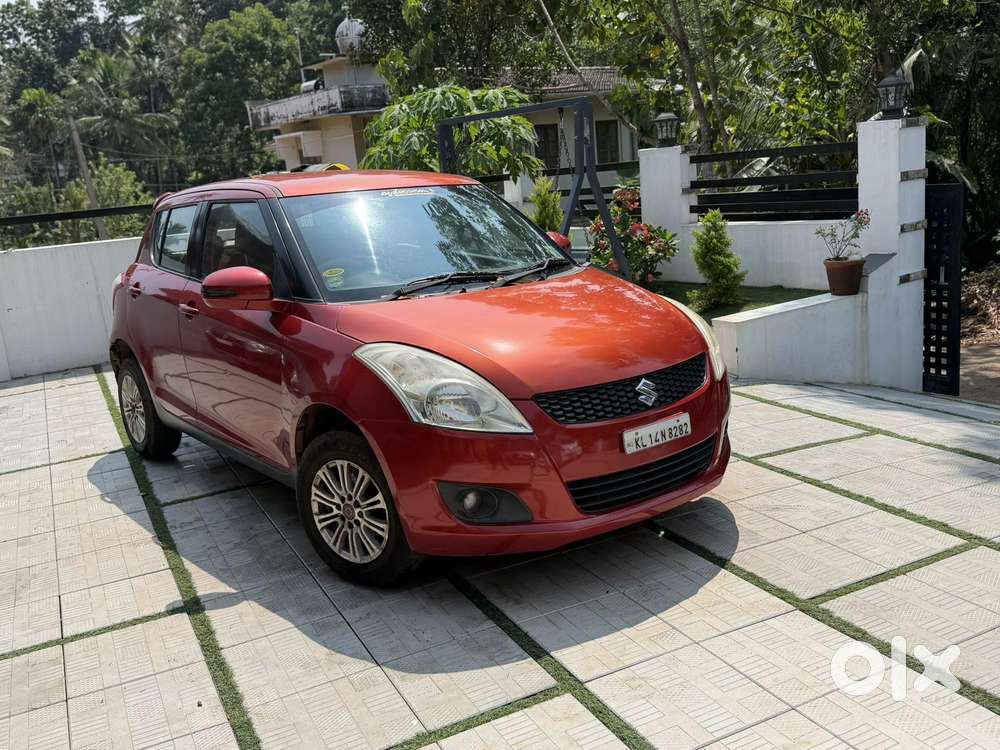 Maruti Suzuki Swift Vxi + Manual, 2013, Petrol