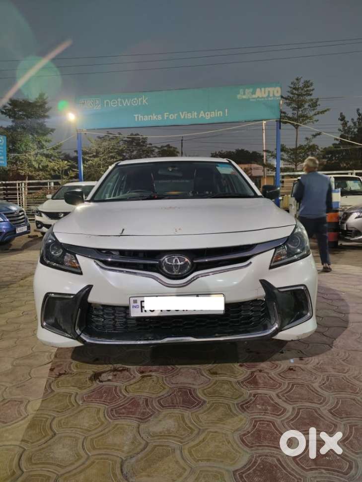 Toyota Glanza 1.2 E, 2023, Petrol