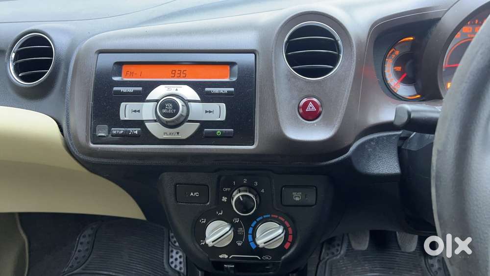 Honda Brio S Mt, 2013, Petrol