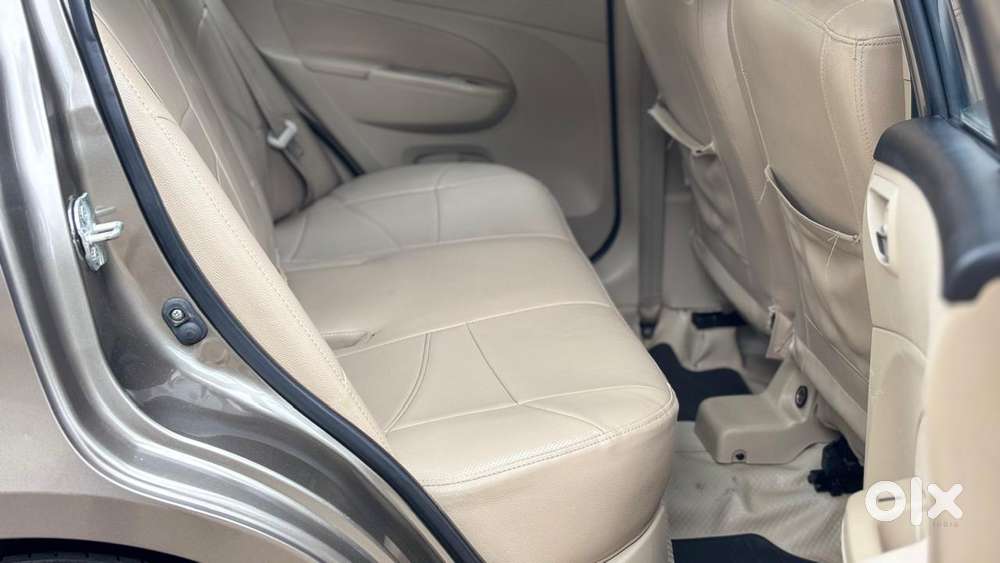 Maruti Suzuki Swift Dzire Zdi Plus , 2015, Diesel