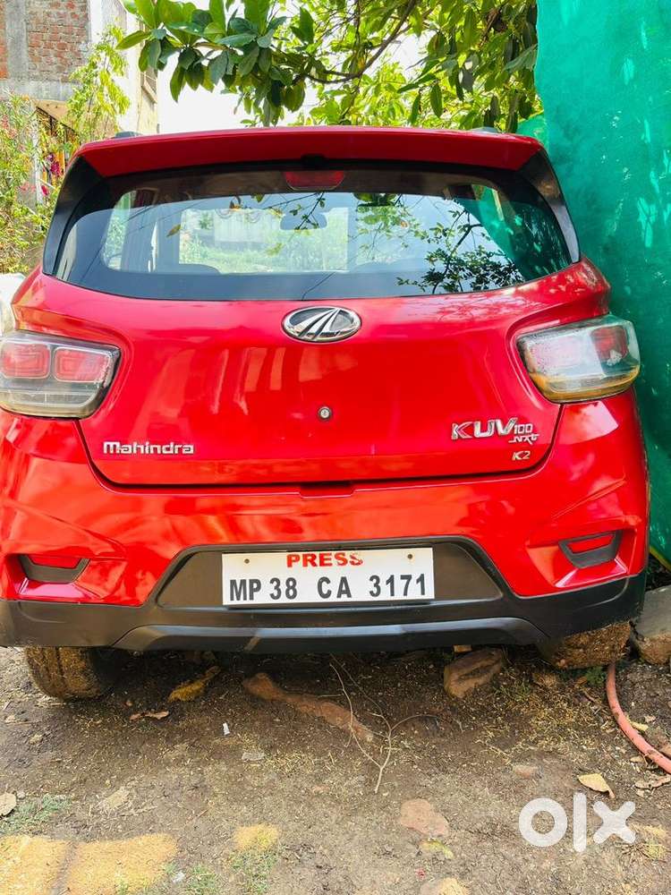 Mahindra Kuv 100 2018 Petrol