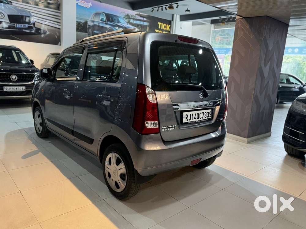Maruti Suzuki Wagon R Vxi Amt1.2, 2016, Petrol