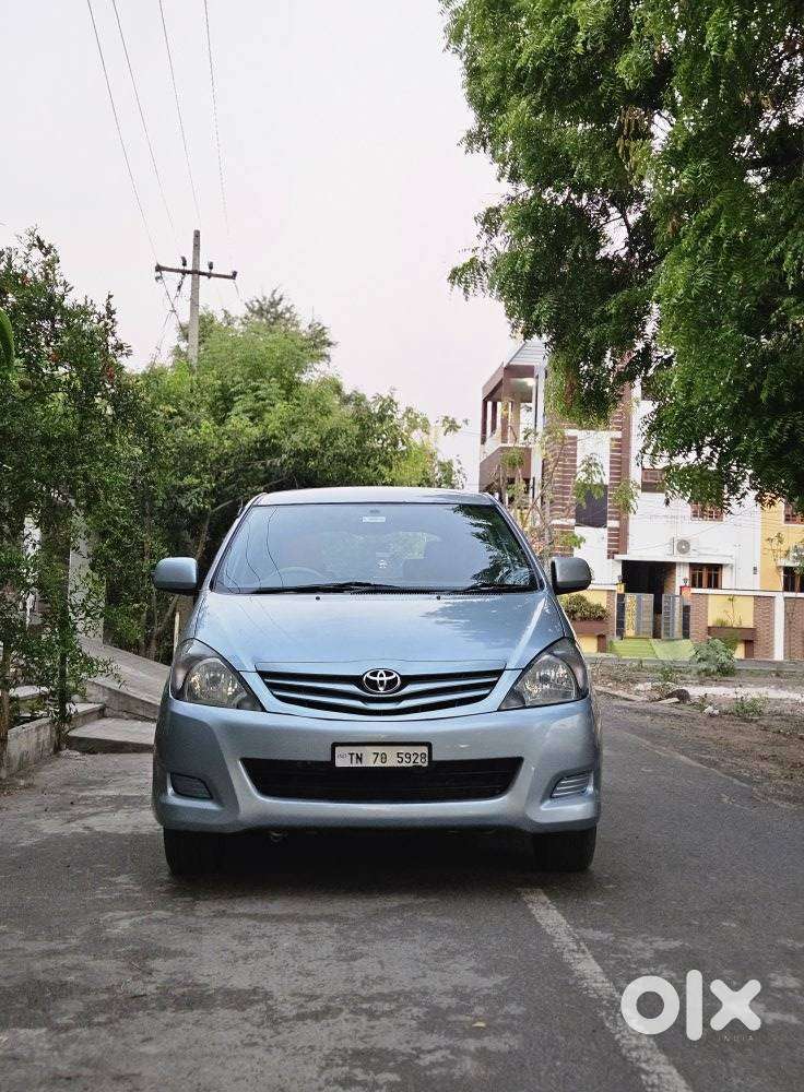 Toyota Innova 2.5 G (diesel) 8 Seater, 2009, Diesel