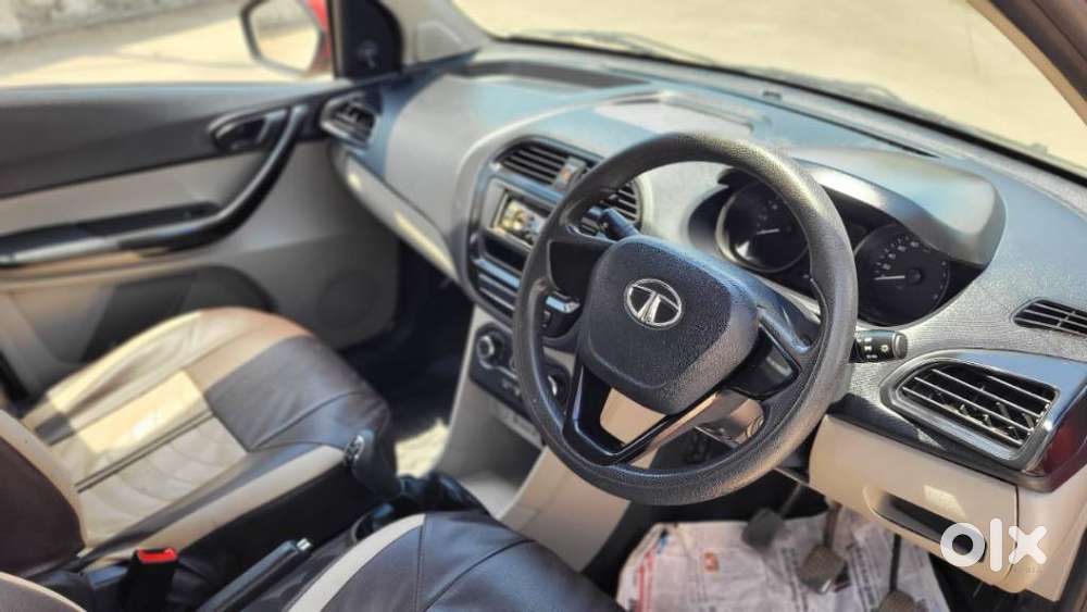 Tata Tiago, 2018, Petrol