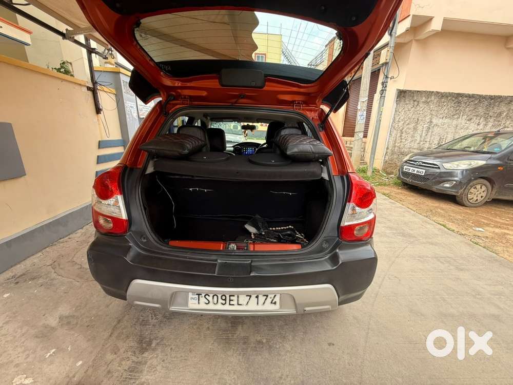 Toyota Etios Cross