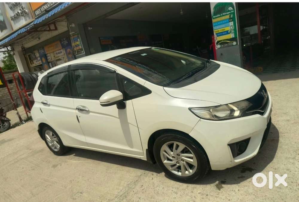 Honda Jazz Diesel Manual 2015 Km Driven