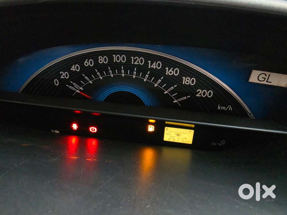 Toyota Etios Liva, 2013, Petrol