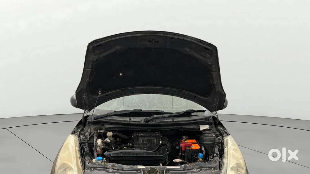 Maruti Suzuki Swift Lxi, 2017, Cng & Hybrids