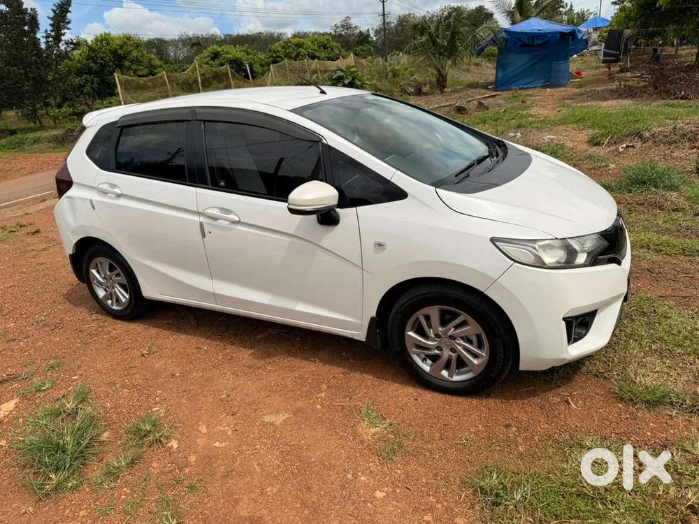 Honda Jazz 2018 Diesel Well Maintained
