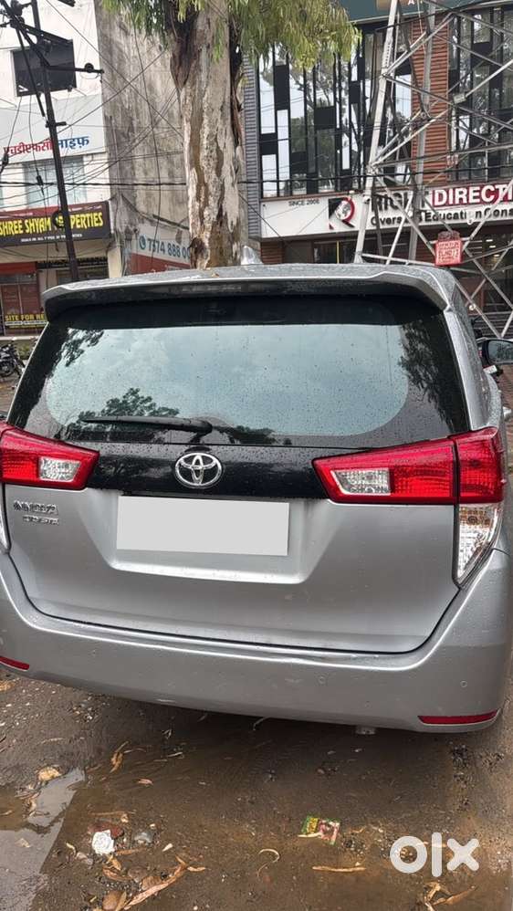 Toyota Innova Crysta 2025 Diesel Well Maintained