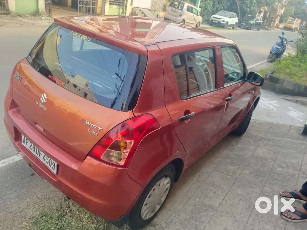 Maruti Suzuki Swift 2010