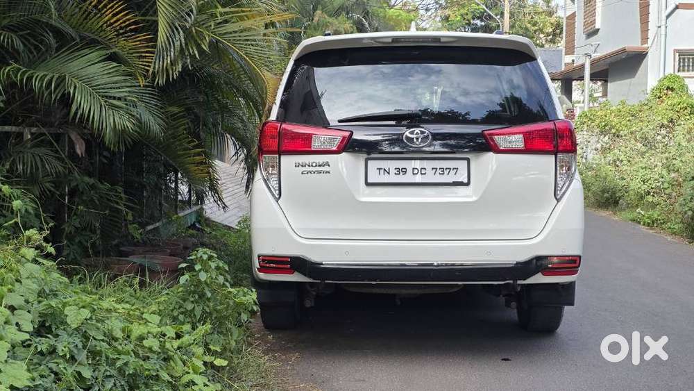 Toyota Innova Crysta 2.4 Gx Limited Edition At 7 Str, 2023, Diesel