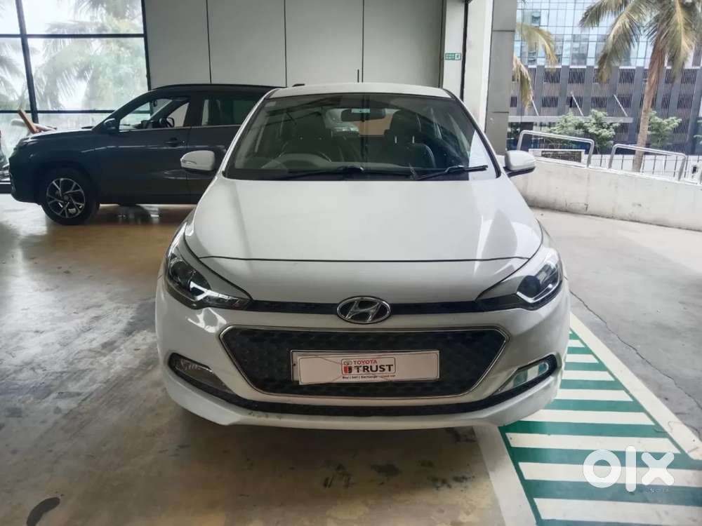 Hyundai Elite I20 Asta Option, 2017, Petrol