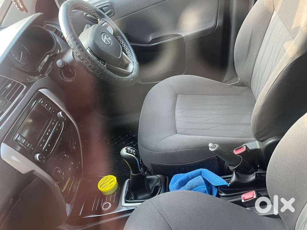 Tata Bolt Xm Petrol 2016
